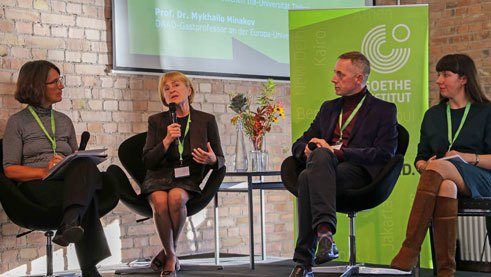 Podiumsdiskussion mit Vertreterinnen und Vertretern der Universitäten
