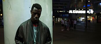 Foto (Detail) Welket Bungué in „Berlin Alexanderplatz“, Regie Burhan Qurbani