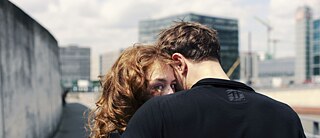 Paula Beer und Franz Rogowski in Christian Petzolds Film „Undine“ Paula Beer und Franz Rogowski in Christian Petzolds Film „Undine“
